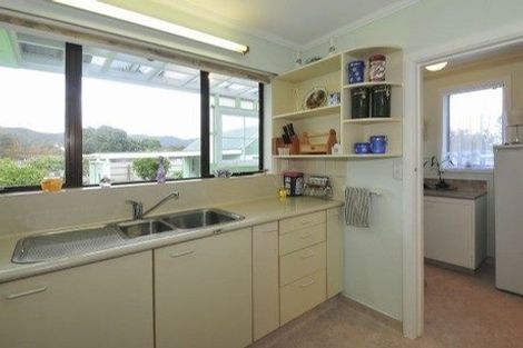 Photo of property in 10 Reynolds Street, Taita, Lower Hutt, 5011