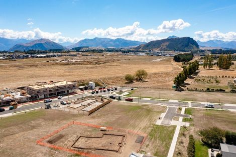 Photo of property in 4 Raspberry Close, Wanaka, 9382