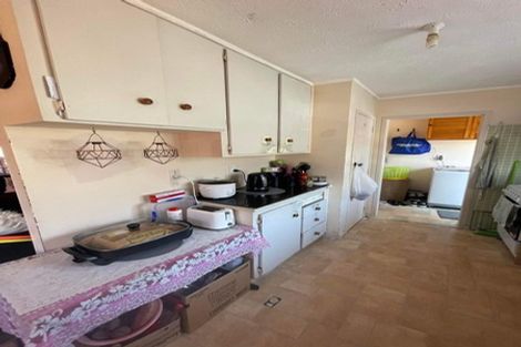 Photo of property in 2/20 Burundi Avenue, Clendon Park, Auckland, 2103