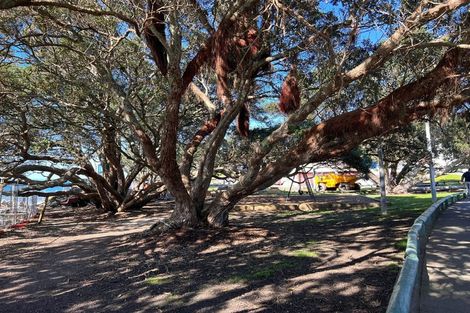 Photo of property in 1/5 Gulf View Road, Murrays Bay, Auckland, 0630