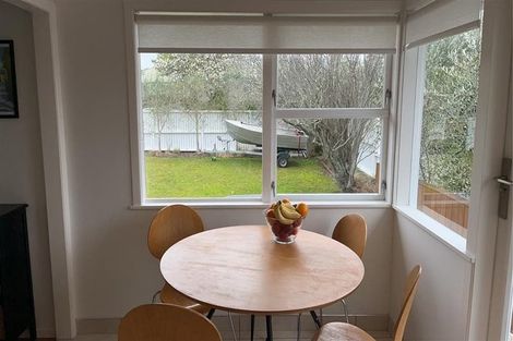 Photo of property in 41 Farquhar Road, Glendene, Auckland, 0602