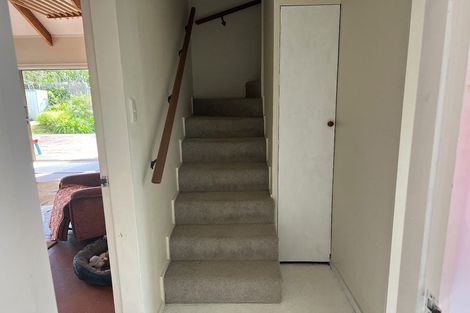 Photo of property in 17 James Street, Waikawa Beach, Levin, 5573