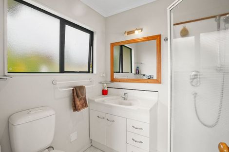 Photo of property in 397 Mangorei Road, Merrilands, New Plymouth, 4312