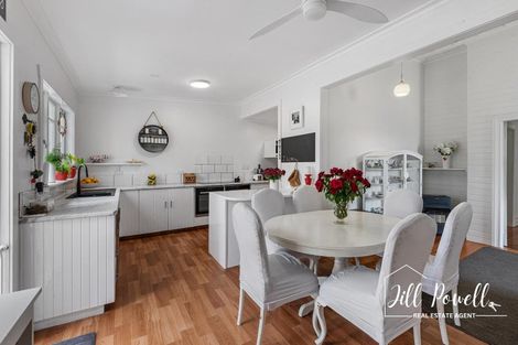 Photo of property in 32 Franklin Road, Paparoa, 0571