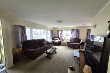 Photo of property in 1/25 Sapphire Place, Bayview, Auckland, 0629