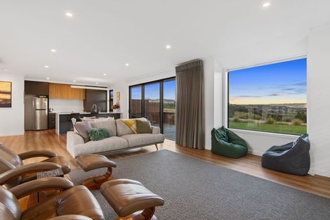 Photo of property in 67 Katania Heights, Brightwater, 7022