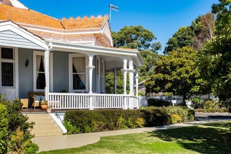 Photo of property in Mchardy Homestead, 11 Bracken Street, Hospital Hill, Napier, 4110