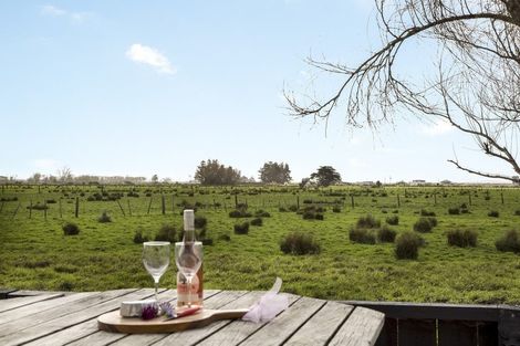 Photo of property in 11d Springs Road, Parakai, 0830