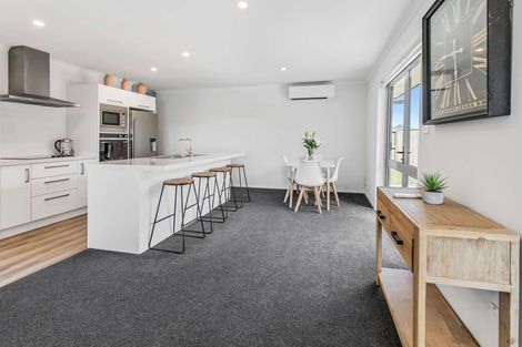 Photo of property in 6 Plate Lane, Papamoa, 3118