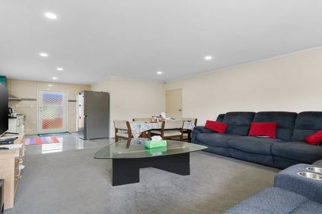 Photo of property in 2/6 King Street, Papatoetoe, Auckland, 2104