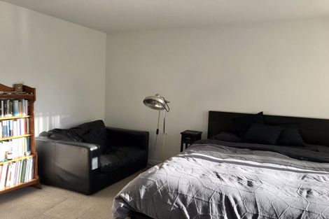 Photo of property in 11 Rua Kai Way, Brooklyn, Wellington, 6021