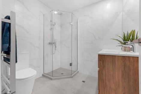 Photo of property in 4/5 Grange Road, Papatoetoe, Auckland, 2025