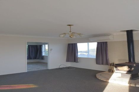 Photo of property in 160 Bombay Road, Bombay, 2675