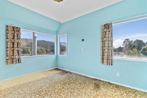 Photo of property in 4a August Avenue, Wainuiomata, Lower Hutt, 5014