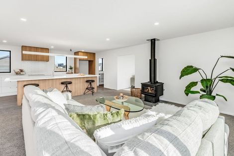 Photo of property in 1 Cedric Place, Darfield, 7510