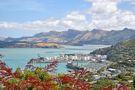 Photo of property in 1 Crossland Terrace, Lyttelton, 8082