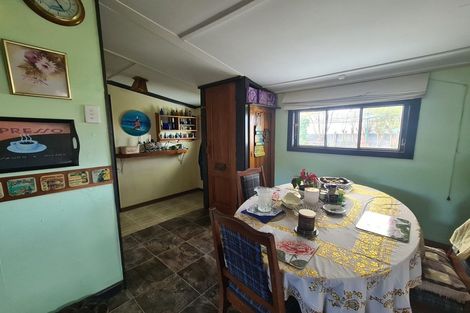 Photo of property in 13 Beach Street, Tangimoana, 4822