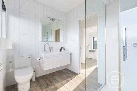 Photo of property in 11 Beatrice Avenue, Hillcrest, Auckland, 0627