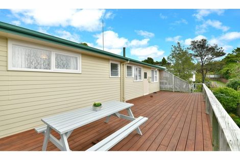 Photo of property in 31 Hillcrest Road, Hatfields Beach, Orewa, 0931