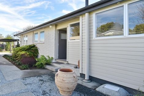 Photo of property in 4 Denniston Crescent, Redwood, Christchurch, 8051