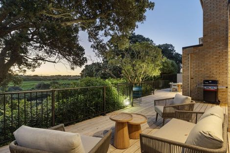 Photo of property in 48a Sunny Brae Crescent, Westmere, Auckland, 1022