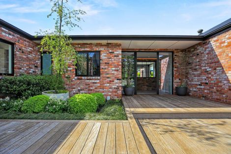 Photo of property in 1/535 Fencourt Road, Cambridge, 3493