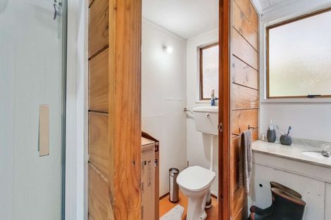 Photo of property in 28 Neil Road, Fairy Springs, Rotorua, 3015