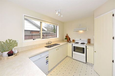 Photo of property in 2 Wynand Place, Sockburn, Christchurch, 8042