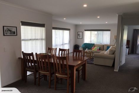 Photo of property in 10 Manuka Close, Mangawhai, 0505