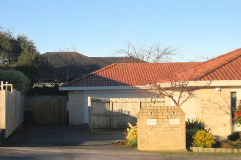 Photo of property in 2/13 Ardagh Place, Dannemora, Auckland, 2016