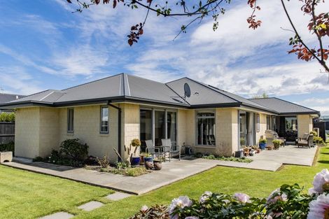 Photo of property in 20 Churchill Drive, Rangiora, 7400