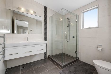 Photo of property in 41 Maylee Crescent, Gulf Harbour, Whangaparaoa, 0930