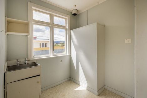 Photo of property in 629 Queen Street East, Levin, 5510