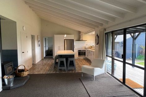 Photo of property in 38 Reeve Drive, Havelock North, 4130