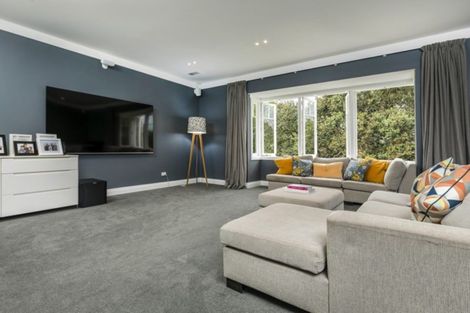 Photo of property in 14 Handley Avenue, Narrow Neck, Auckland, 0624