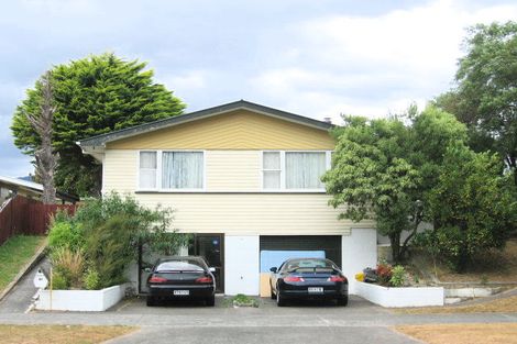 Photo of property in 42 California Drive, Totara Park, Upper Hutt, 5018