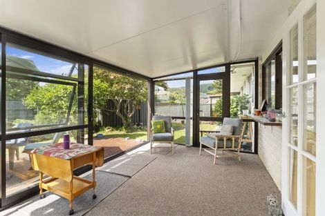 Photo of property in 11 Waimarie Avenue, Paraparaumu, 5032