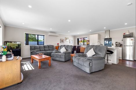 Photo of property in 100a Queen Street West, Levin, 5510