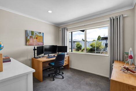 Photo of property in 6b Faber Place, Inglewood, 4330