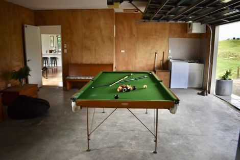 Photo of property in 9 Waitaheke Road, Te Horo, Otaki, 5581