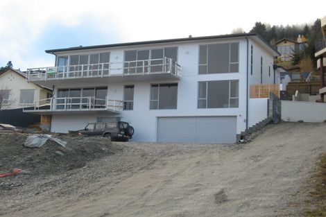 Photo of property in 11 Kent Street, Queenstown, 9300