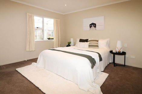 Photo of property in 28 Deller Drive, Carterton, 5713