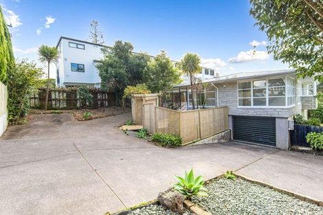 Photo of property in 1/51 Forrest Hill Road, Milford, Auckland, 0620