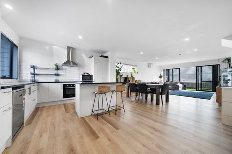 Photo of property in 180 Walters Road, Takanini, 2110