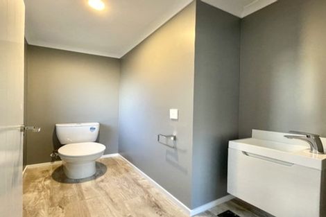 Photo of property in 4b Horoeka Street, Stokes Valley, Lower Hutt, 5019