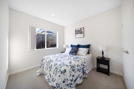 Photo of property in 14 Frazen Avenue, Papakura, 2110