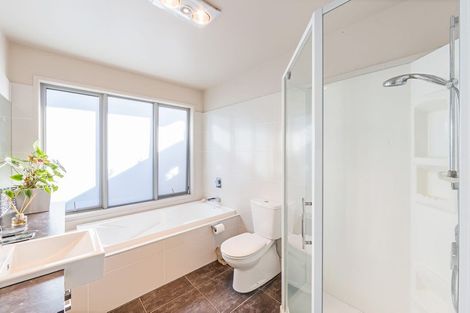 Photo of property in 515 Whangaparaoa Road, Stanmore Bay, Whangaparaoa, 0932