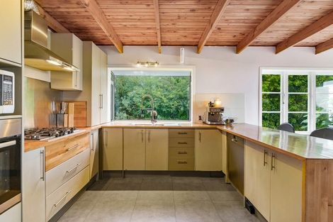 Photo of property in 525 Whitford Road, Whitford, Howick, 2571