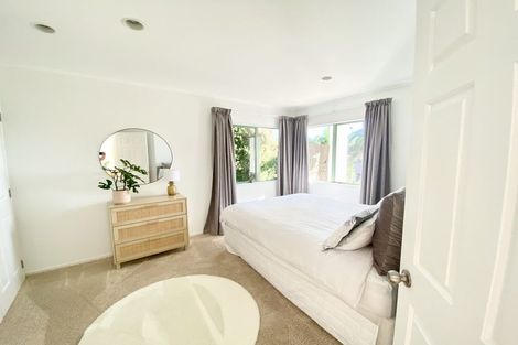 Photo of property in 12 Shannon Place, Torbay, Auckland, 0630