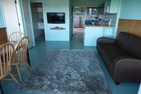 Photo of property in 10 Coutts Avenue, Paihia, 0200